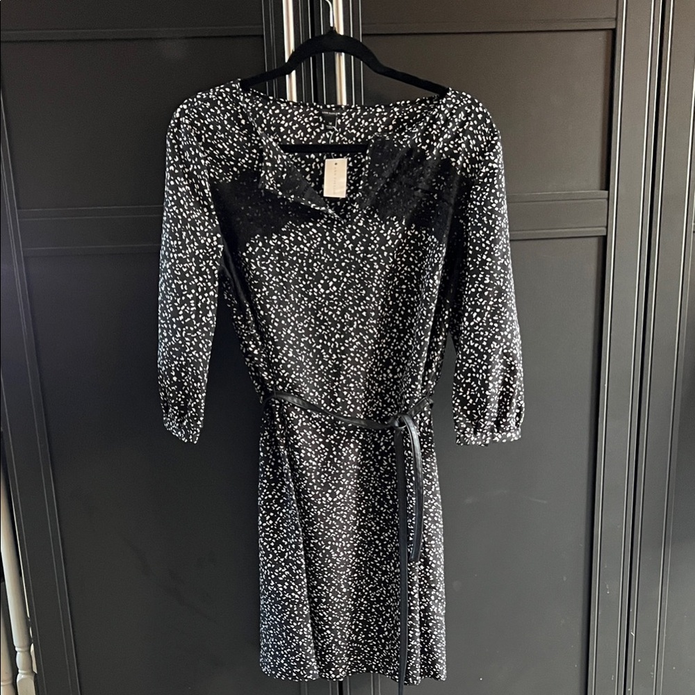 Ann Taylor Black and White 3/4 Sleeve Dress